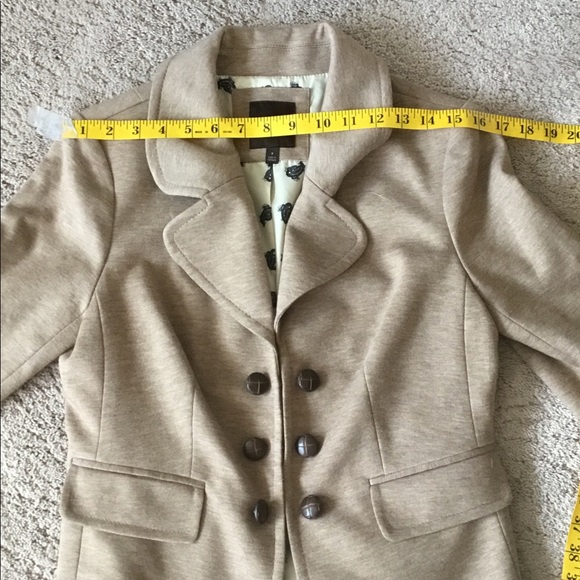 The Limited Light Tan Blazer EUC - Picture 5 of 10